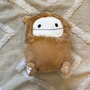BENNY BIG FOOT SQUISHMALLOW 🤎🤎